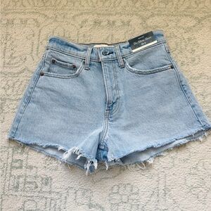 Abercrombie The Mom Short